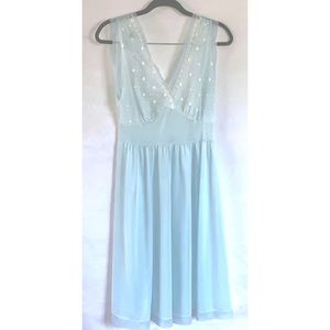 Vintage 1950 Henson Kickernick Nightie size 36